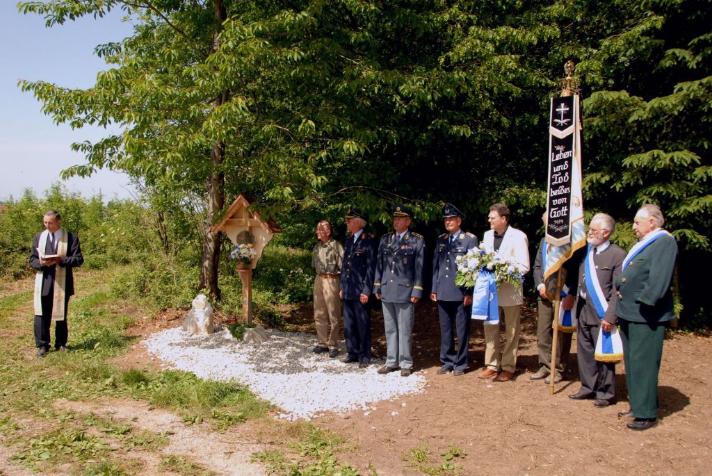 Npor. Franišek Kvapil - 40.výročí tragické nehody