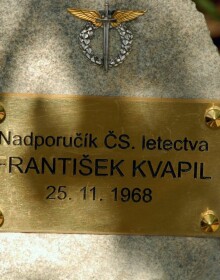 Npor. Franišek Kvapil - 40.výročí tragické nehody