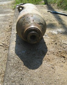 Nalezení letecké pumy GP-100 v Českých Velenicích v červenci 2009